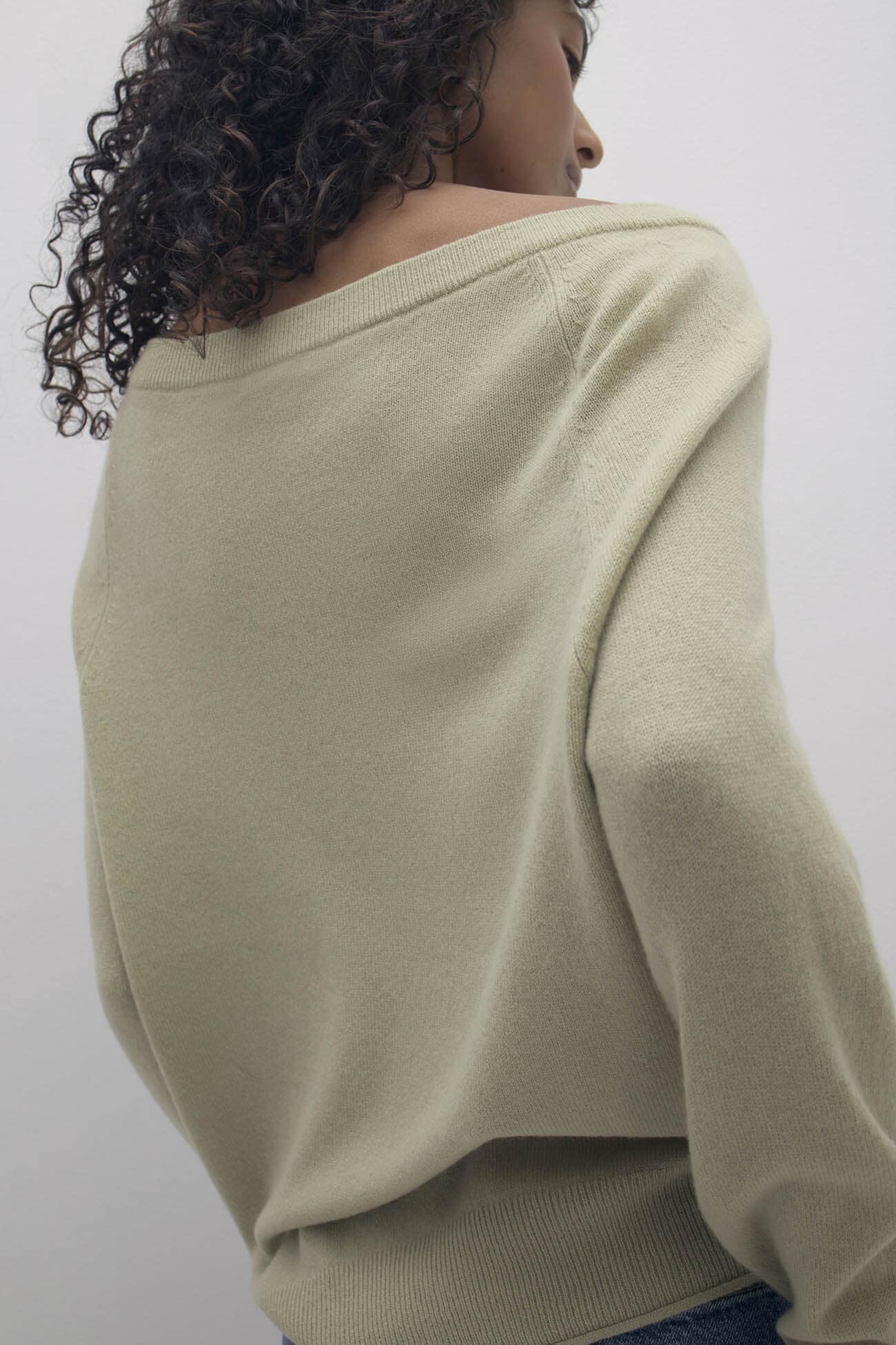 AZALEA CASHMERE OFF THE SHOULDER SWEATER