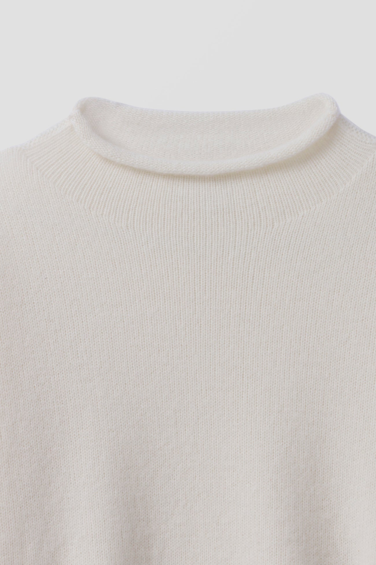 COSETTE CASHMERE ROLLNECK SWEATER